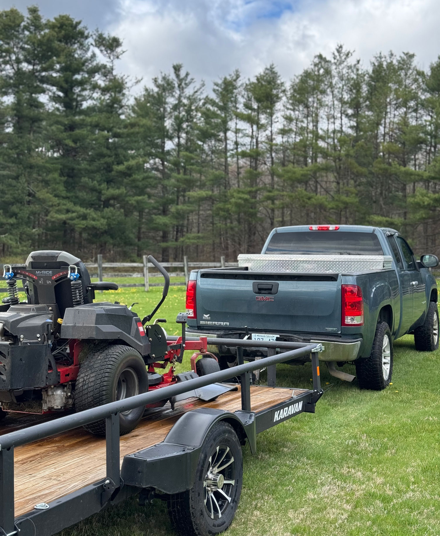 lawn-care-services-ri Lawn Care RI